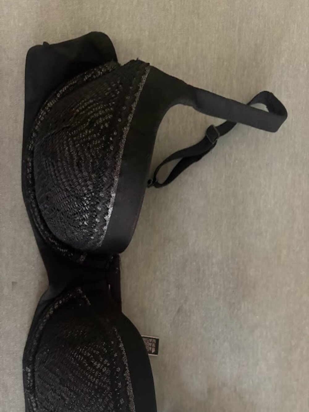 Victoria's Secret - Body By Victoria Lined Demi 36C